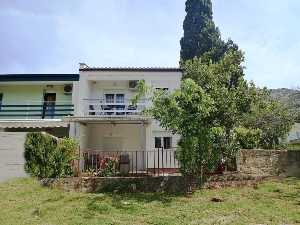 Apartment Maca Starigrad Paklenica Εξωτερικό φωτογραφία