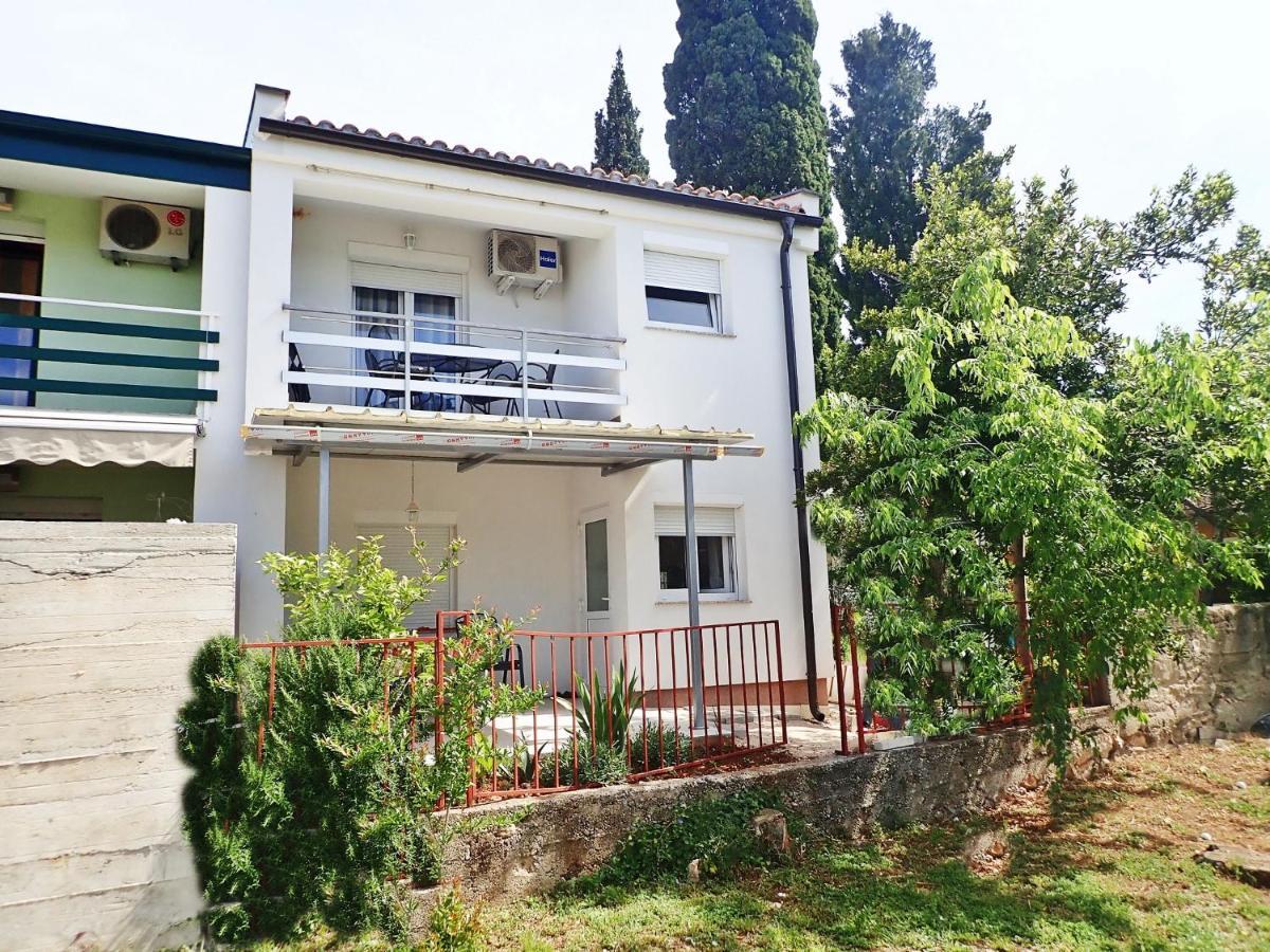 Apartment Maca Starigrad Paklenica Εξωτερικό φωτογραφία
