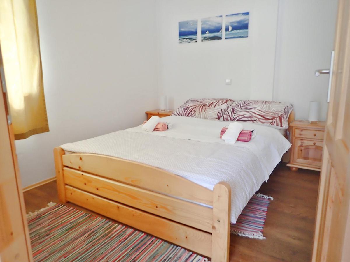 Apartment Maca Starigrad Paklenica Εξωτερικό φωτογραφία