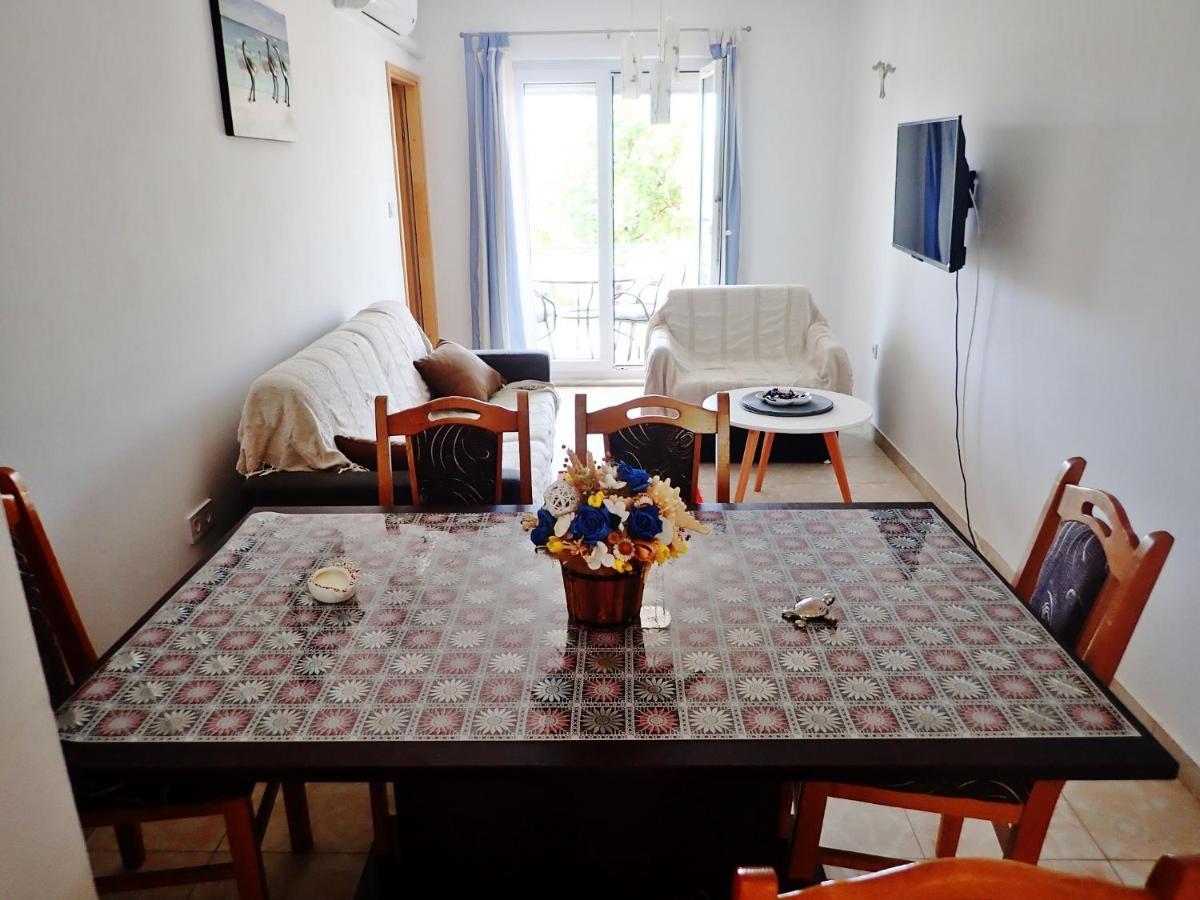 Apartment Maca Starigrad Paklenica Εξωτερικό φωτογραφία